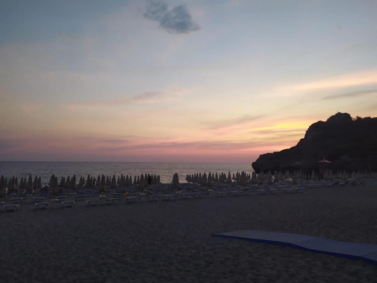 Hotel San Domenico Marina di Camerota Eksteriør billede